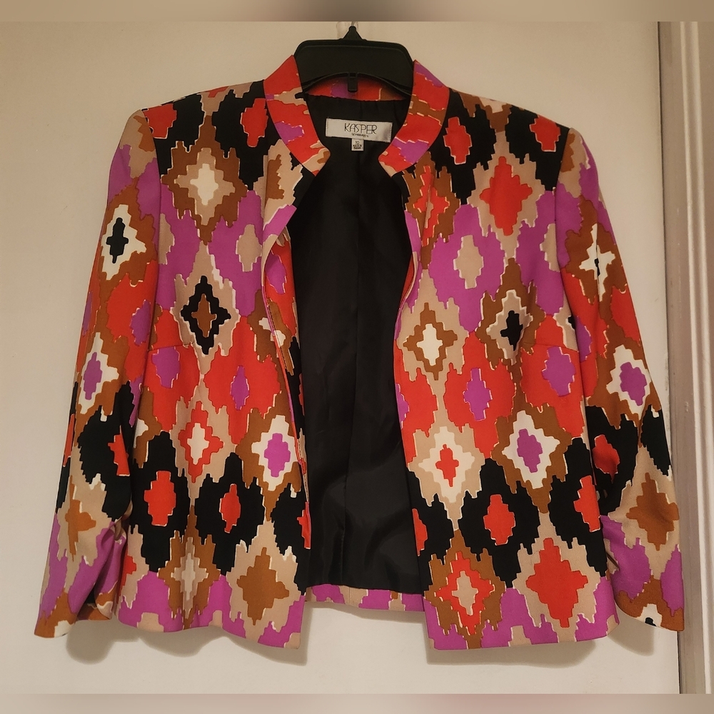 COLLARLESS BLAZER Jacket by Kasper. Size 10.